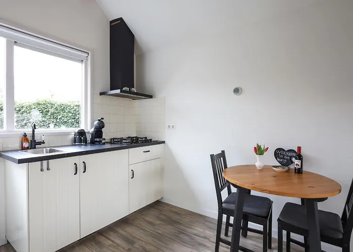 بيت ضيافة Sasa 3*